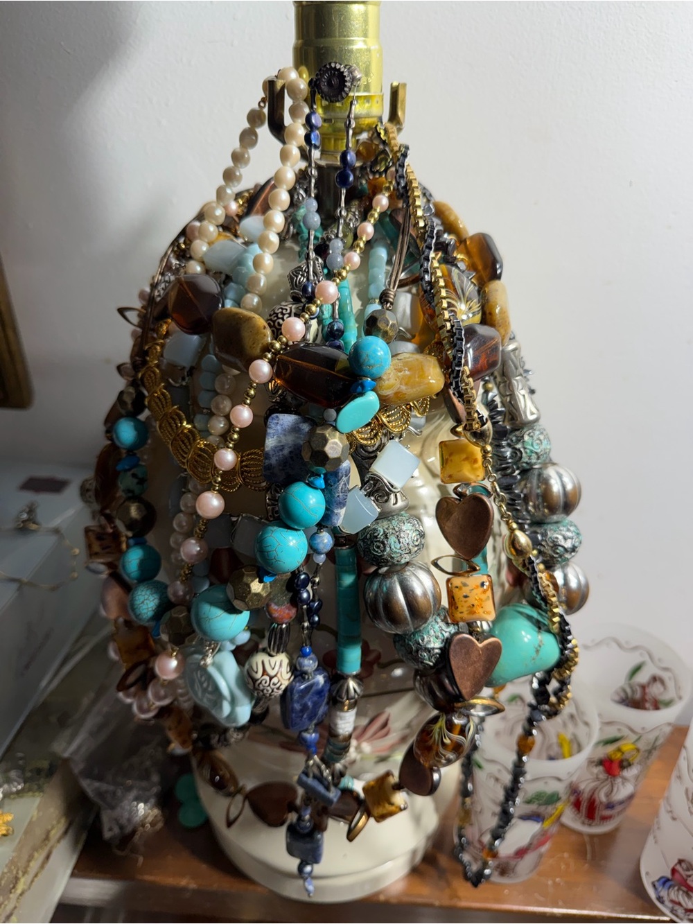 “ WONDERS FOUND “ VINTAGE JEWELRY POSHMARK SHOW AT 8:35PM ET